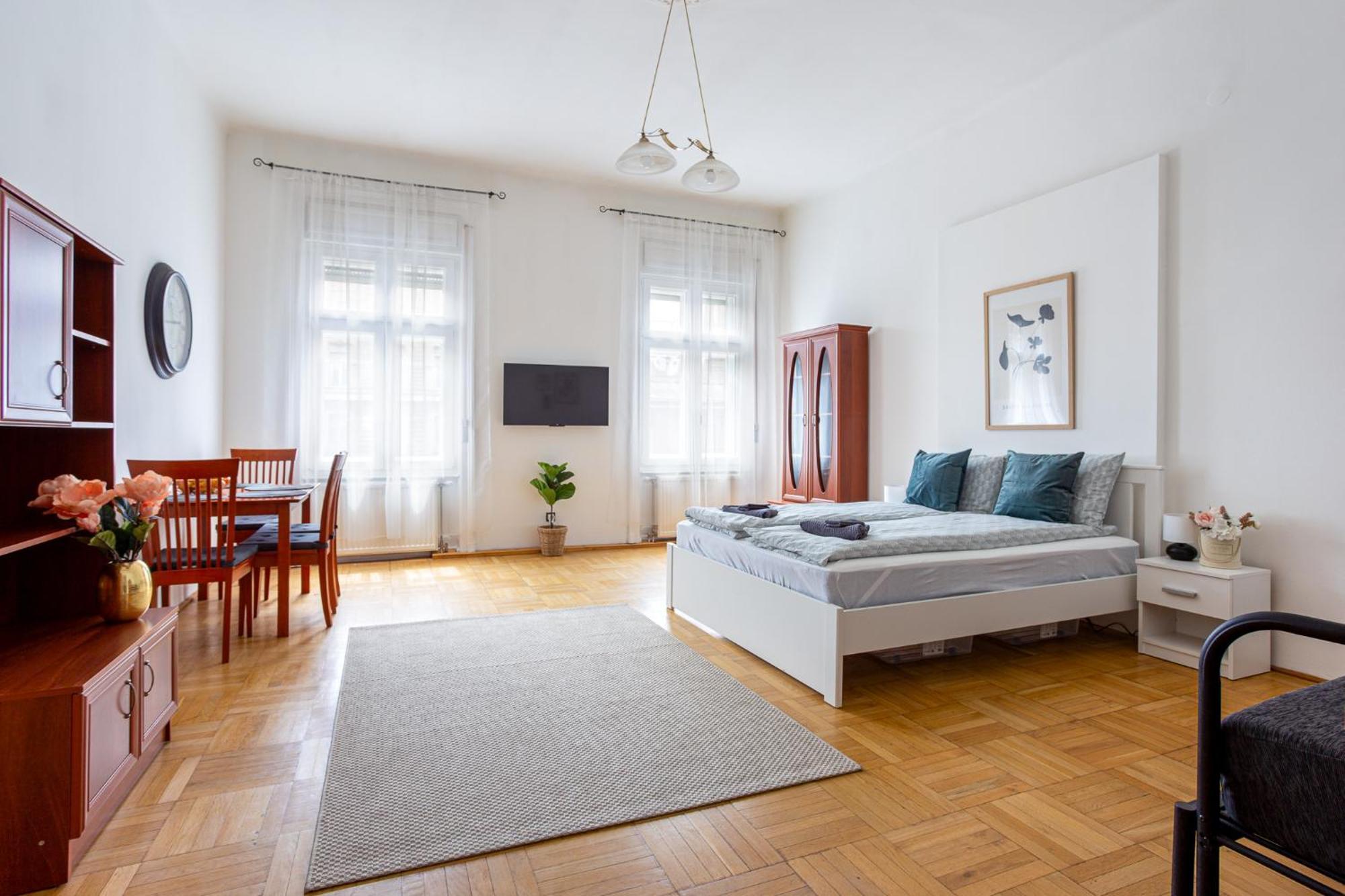 Urania Apartments Budapest Exteriör bild